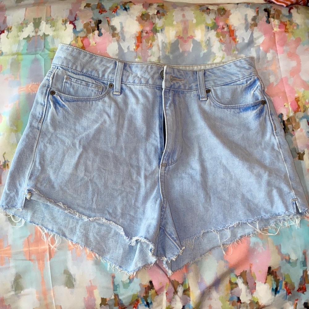 PAIGE Jean shorts! Size 28!